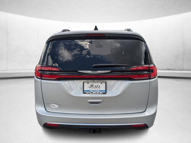 new 2024 Chrysler Pacifica car, priced at $52,575