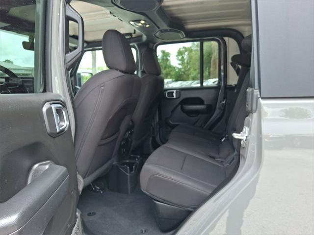 used 2022 Jeep Gladiator car, priced at $34,991