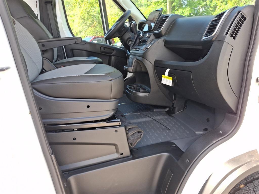 new 2025 Ram ProMaster 2500 car, priced at $47,365