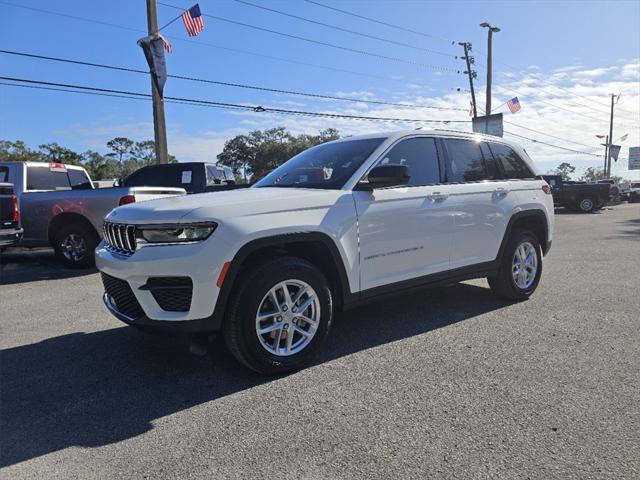 new 2025 Jeep Grand Cherokee car, priced at $33,456