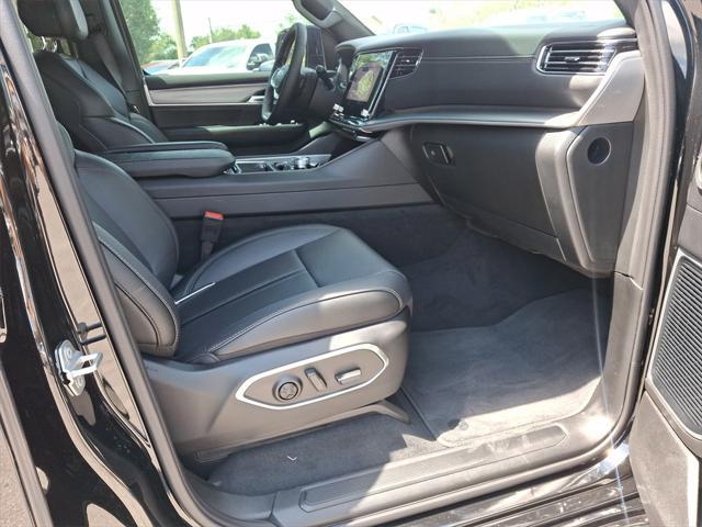 new 2025 Jeep Wagoneer L car, priced at $70,154