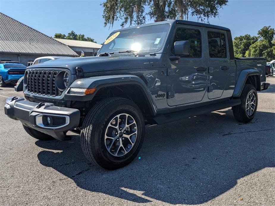 new 2024 Jeep Gladiator car, priced at $46,965