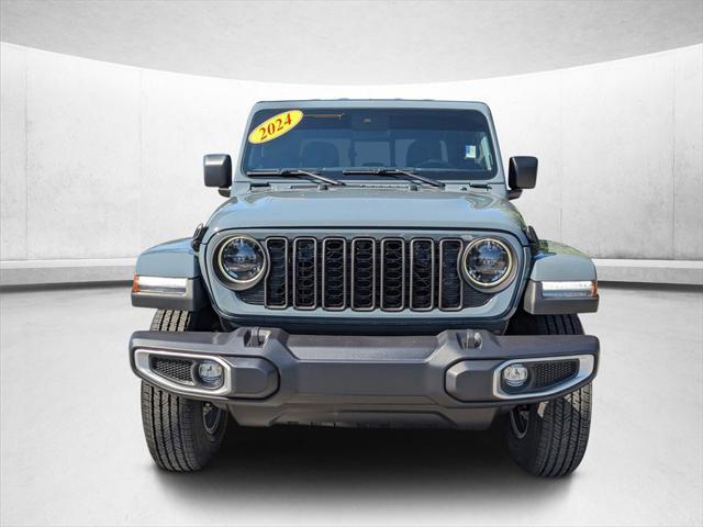 new 2024 Jeep Gladiator car, priced at $48,761