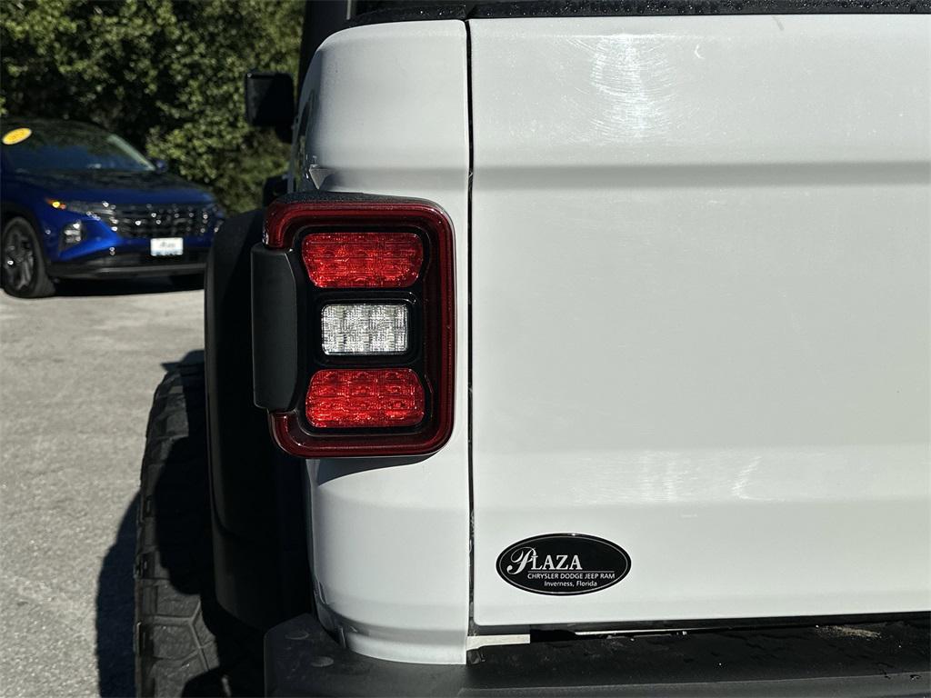 used 2020 Jeep Gladiator car, priced at $33,991