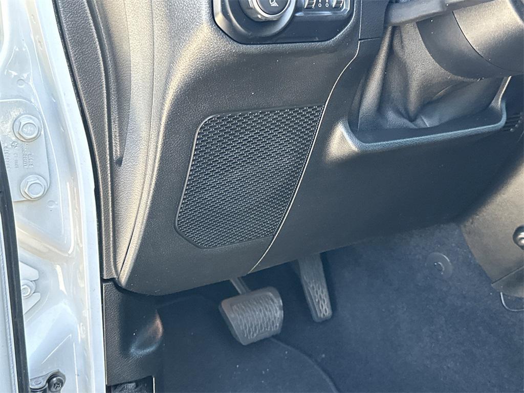 used 2020 Jeep Gladiator car, priced at $33,991