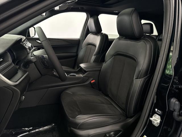 used 2024 Jeep Grand Cherokee car, priced at $36,399