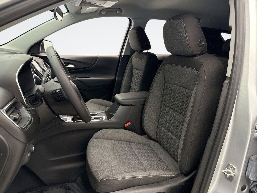 used 2022 Chevrolet Equinox car, priced at $22,099