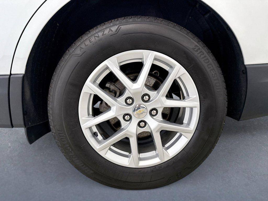 used 2022 Chevrolet Equinox car, priced at $22,099