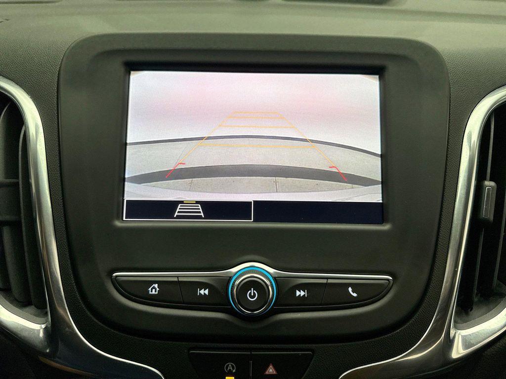 used 2022 Chevrolet Equinox car, priced at $22,099
