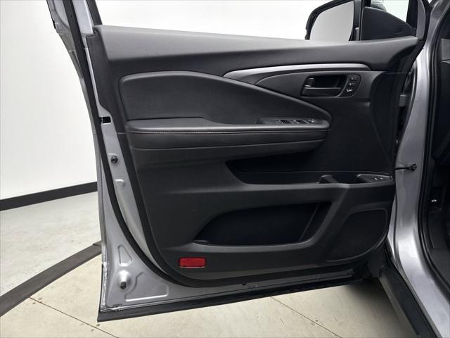 used 2022 Honda Passport car, priced at $34,099