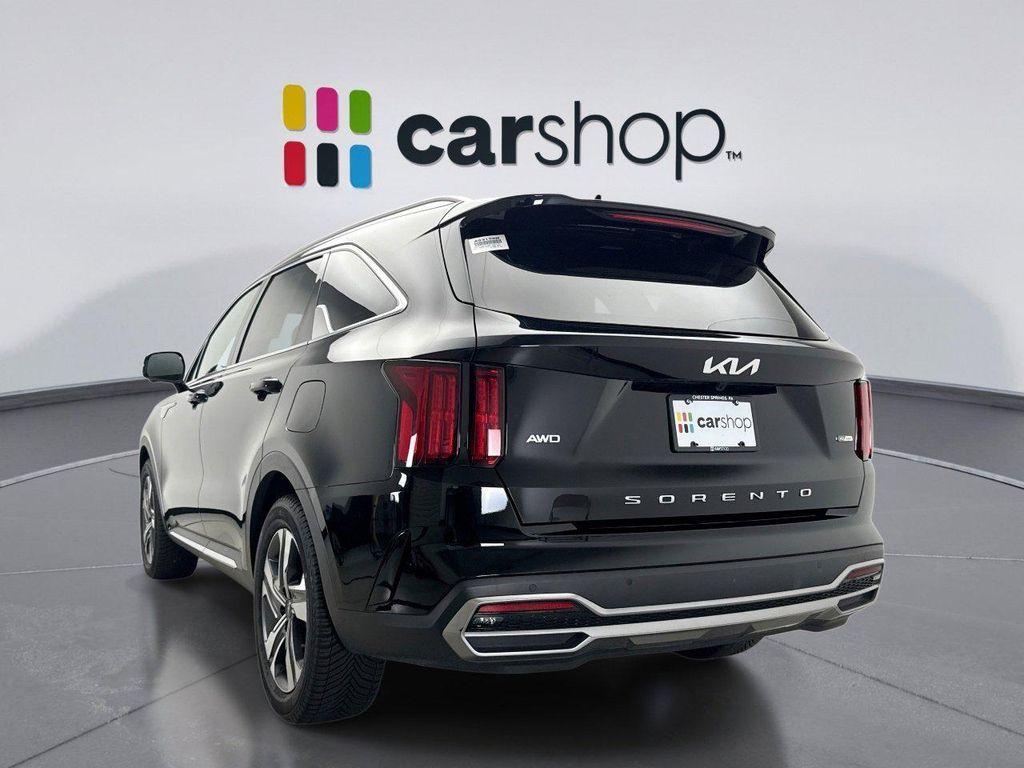 used 2022 Kia Sorento Plug-In Hybrid car, priced at $28,847