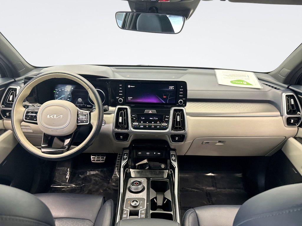 used 2022 Kia Sorento Plug-In Hybrid car, priced at $28,847