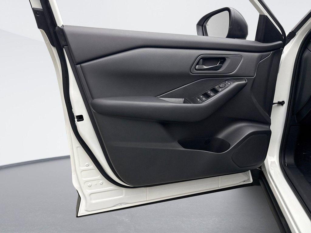 used 2026 Nissan Rogue car, priced at $28,198