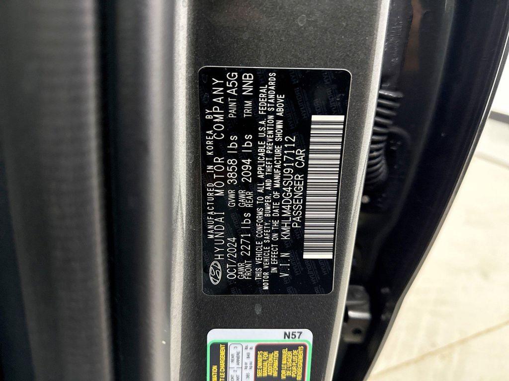 used 2025 Hyundai Elantra car, priced at $21,299