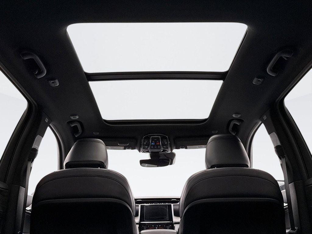 used 2022 Jeep Grand Cherokee car, priced at $35,099