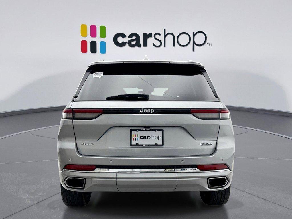 used 2022 Jeep Grand Cherokee car, priced at $35,099