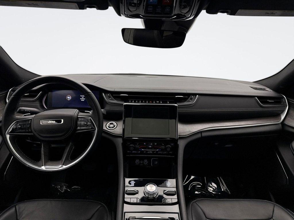 used 2022 Jeep Grand Cherokee car, priced at $35,099