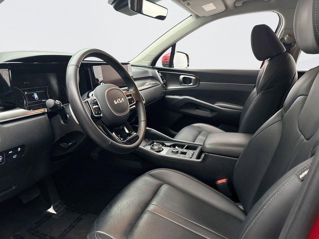 used 2023 Kia Sorento Hybrid car, priced at $29,199
