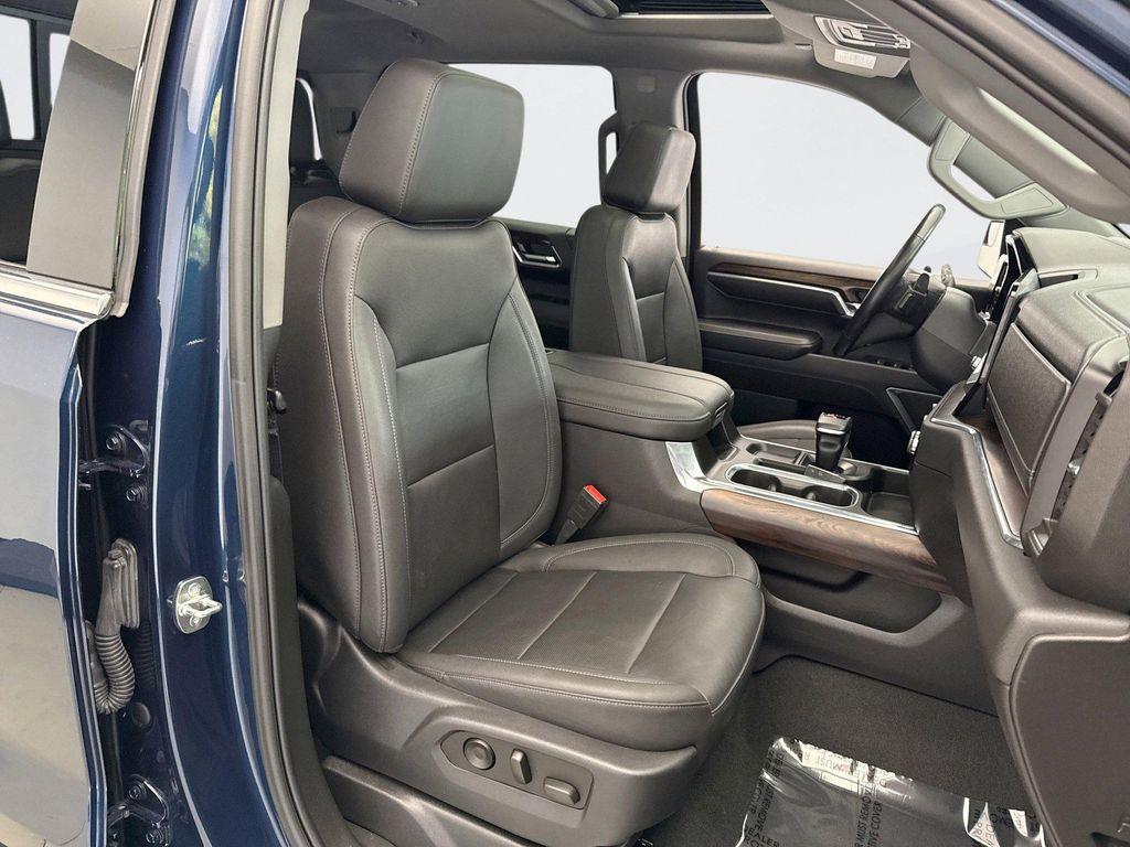 used 2023 GMC Sierra 1500 car, priced at $48,399