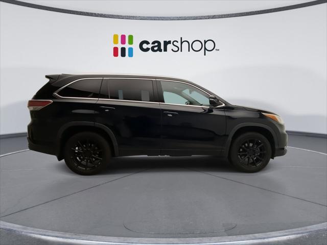 used 2016 Toyota Highlander car, priced at $19,148