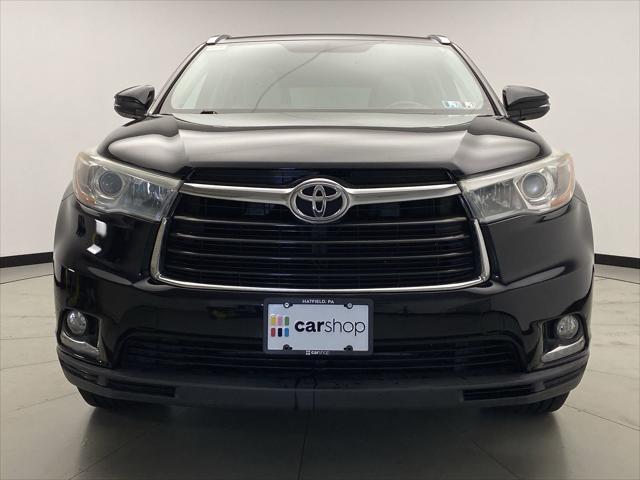 used 2016 Toyota Highlander car, priced at $19,148