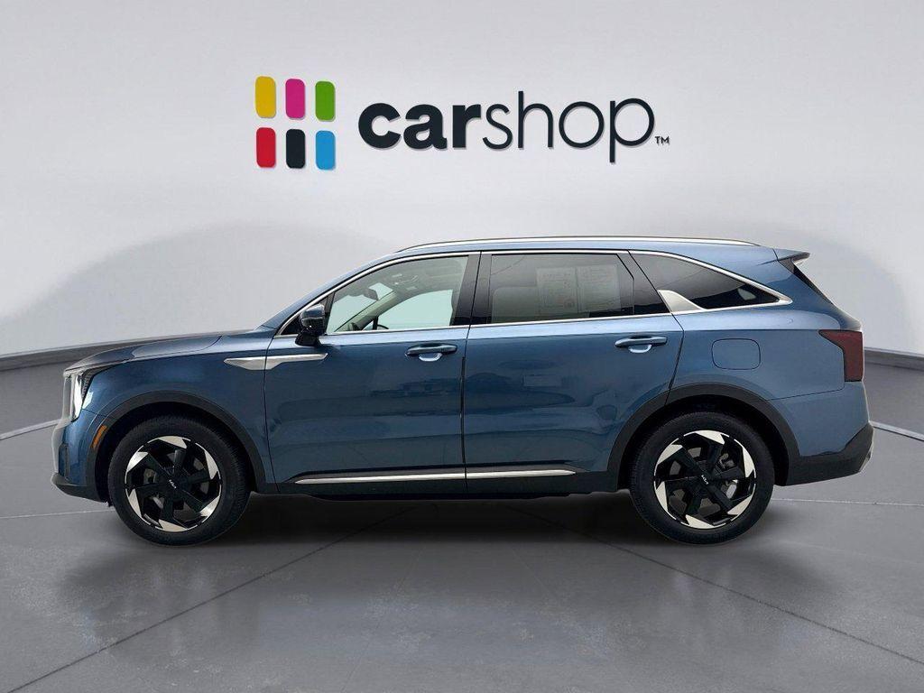 used 2025 Kia Sorento Hybrid car, priced at $36,398