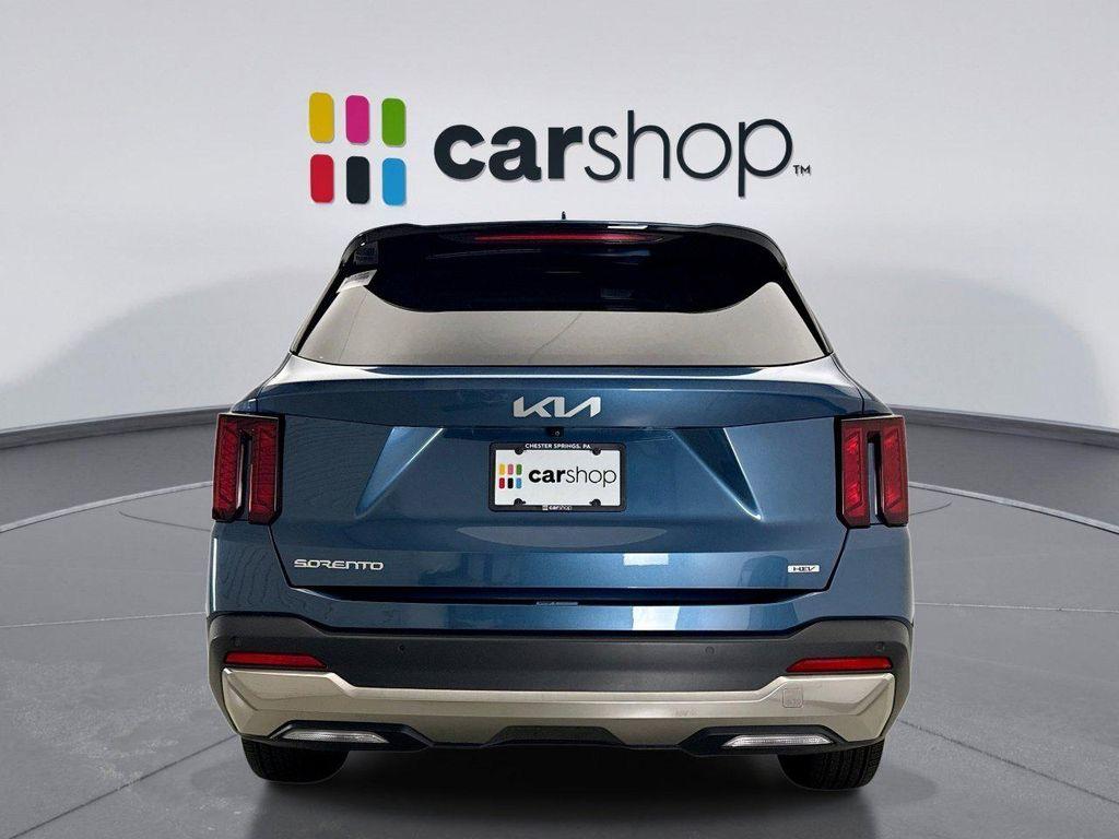 used 2025 Kia Sorento Hybrid car, priced at $36,398
