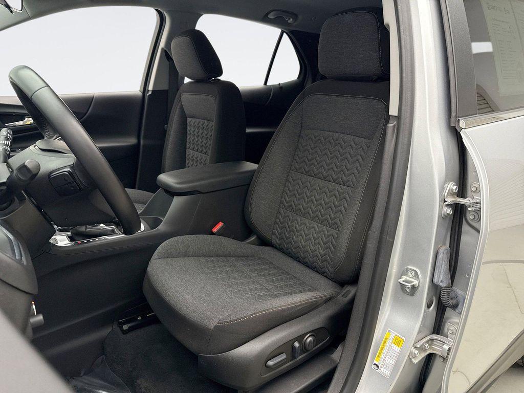 used 2022 Chevrolet Equinox car, priced at $22,700