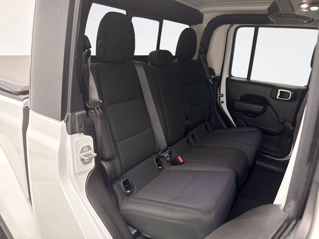 used 2022 Jeep Gladiator car, priced at $31,497