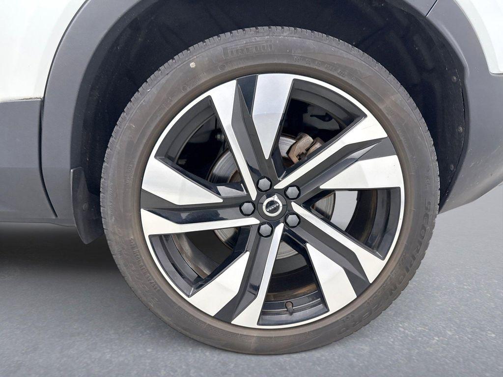 used 2023 Volvo XC40 car, priced at $32,600