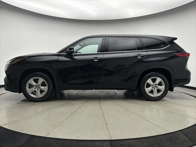 used 2022 Toyota Highlander car, priced at $33,799