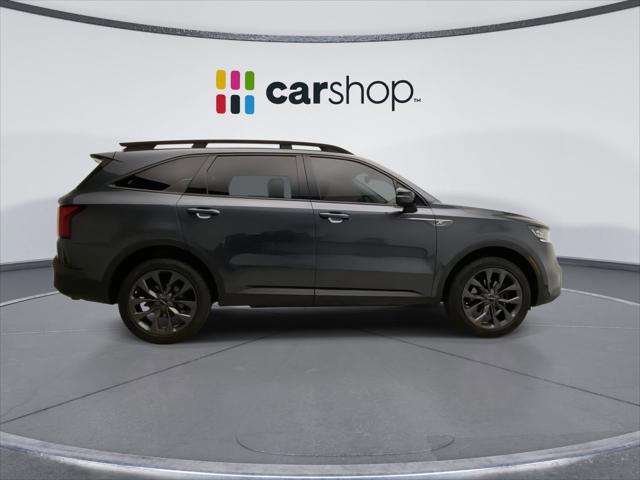 used 2022 Kia Sorento car, priced at $30,548