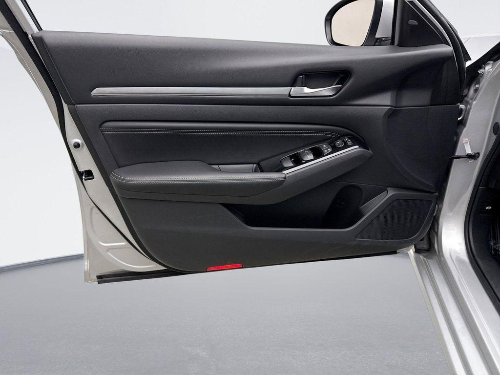 used 2021 Nissan Altima car, priced at $22,999