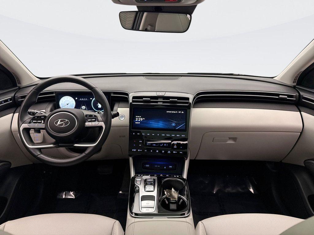 used 2024 Hyundai TUCSON Hybrid car, priced at $33,200