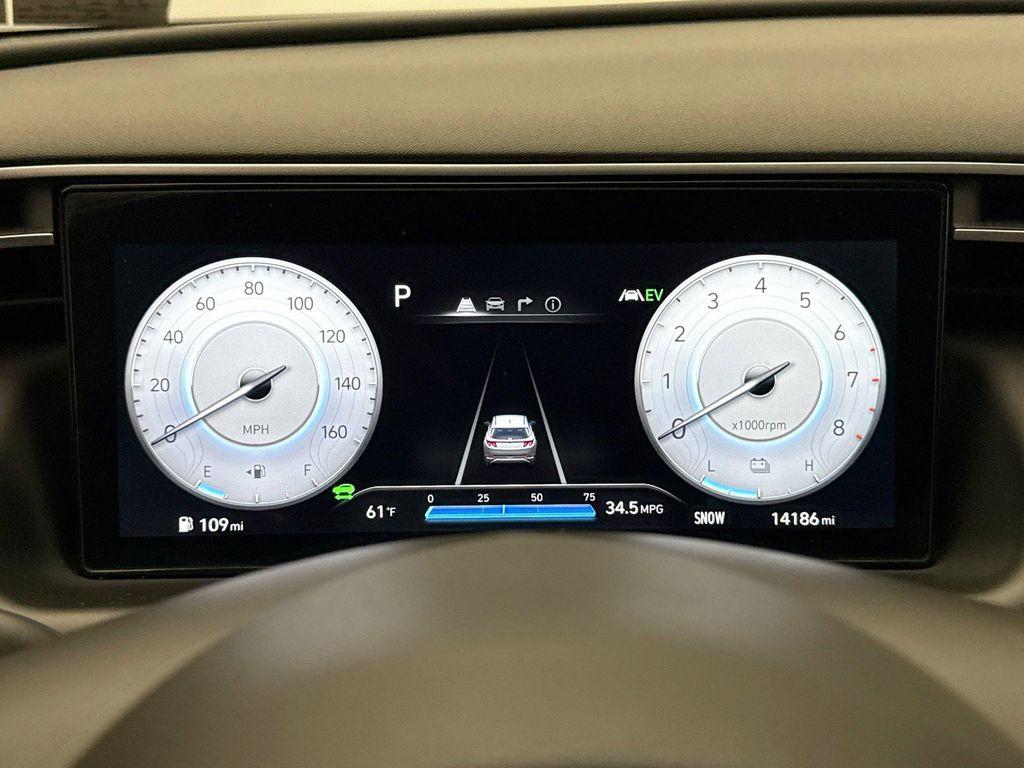 used 2024 Hyundai TUCSON Hybrid car, priced at $33,200