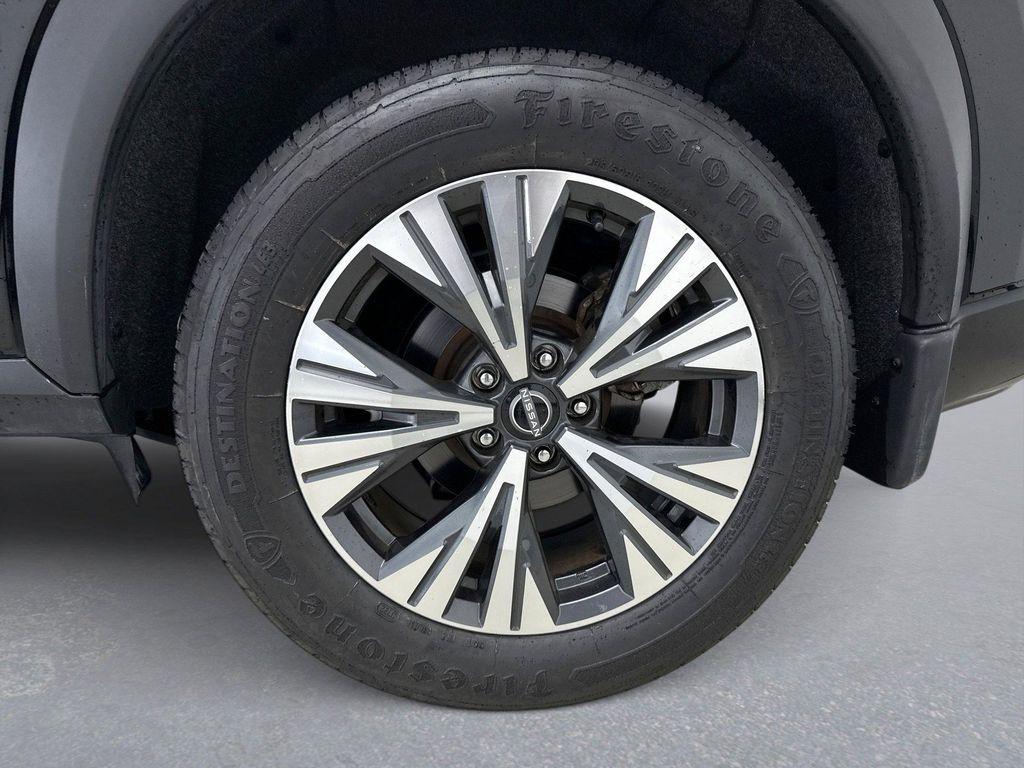used 2023 Nissan Rogue car, priced at $25,098