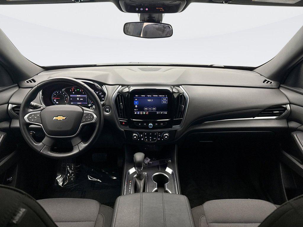 used 2022 Chevrolet Traverse car, priced at $30,599