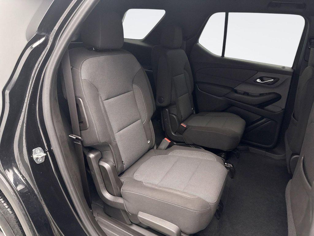 used 2022 Chevrolet Traverse car, priced at $30,599