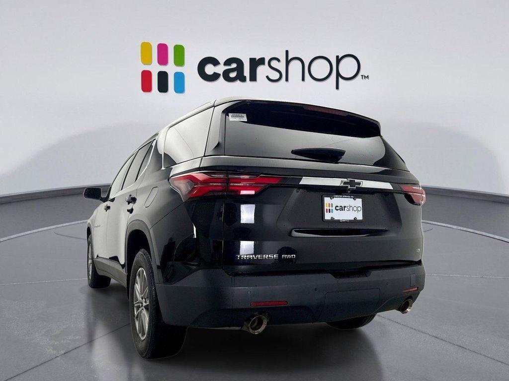 used 2022 Chevrolet Traverse car, priced at $30,599