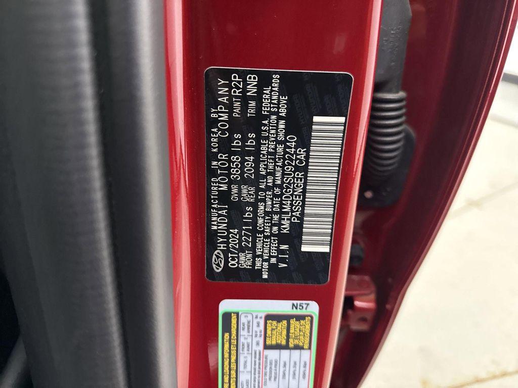 used 2025 Hyundai Elantra car, priced at $21,999