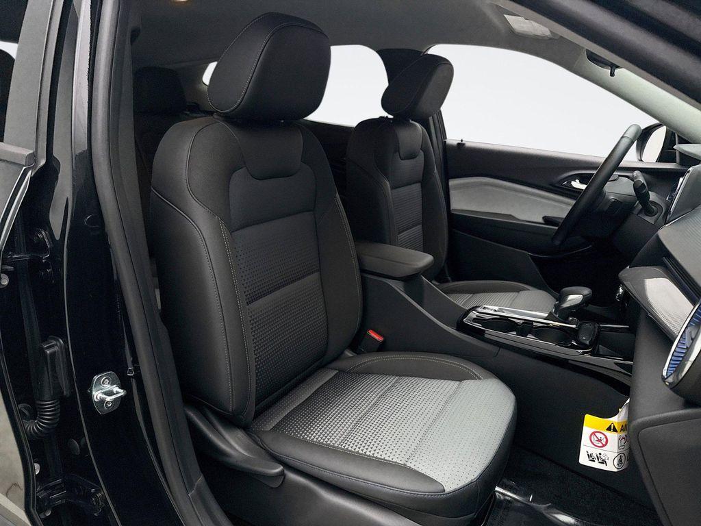 used 2024 Chevrolet Trax car, priced at $21,798