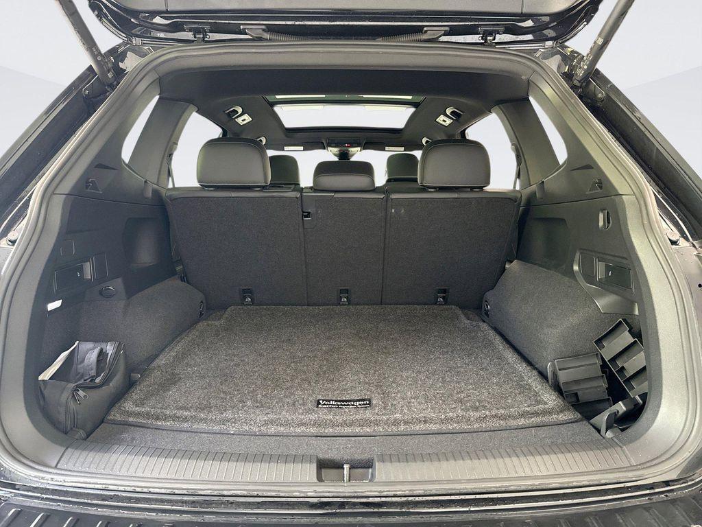 used 2022 Volkswagen Tiguan car, priced at $24,899