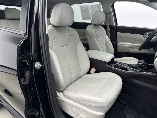 used 2023 Kia Sorento car, priced at $33,599