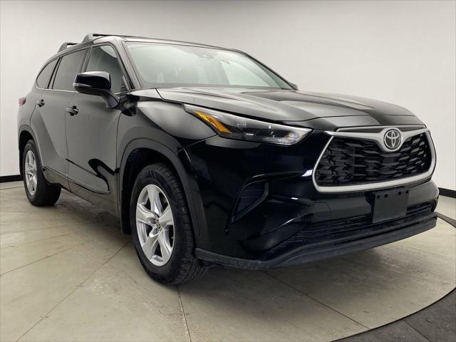 used 2022 Toyota Highlander car, priced at $31,199