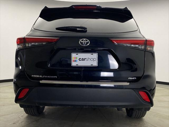 used 2022 Toyota Highlander car, priced at $31,199