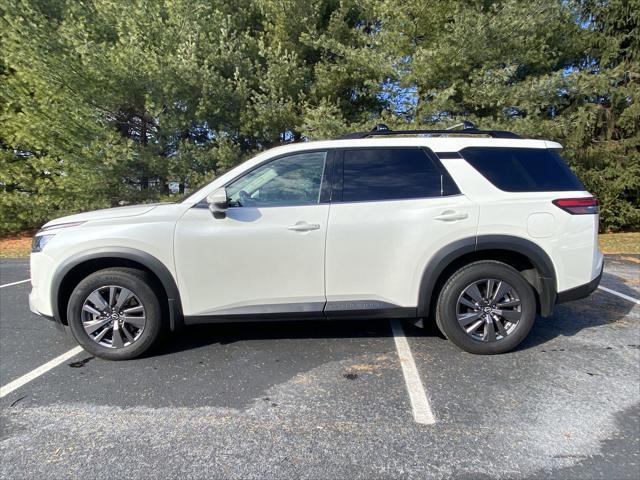 used 2023 Nissan Pathfinder car, priced at $33,600