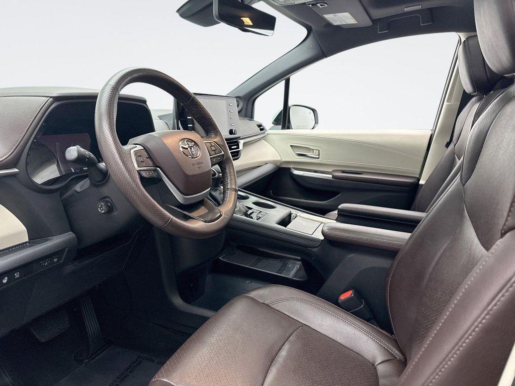 used 2022 Toyota Sienna car, priced at $46,749