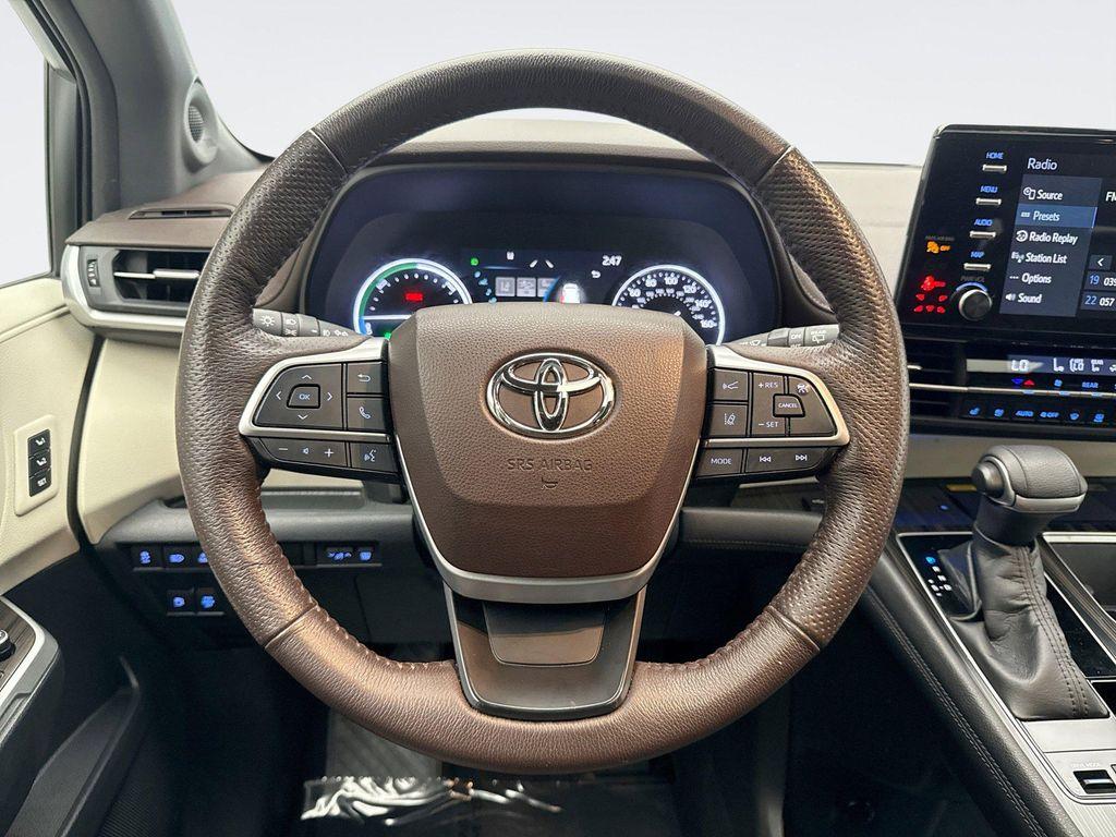 used 2022 Toyota Sienna car, priced at $46,749