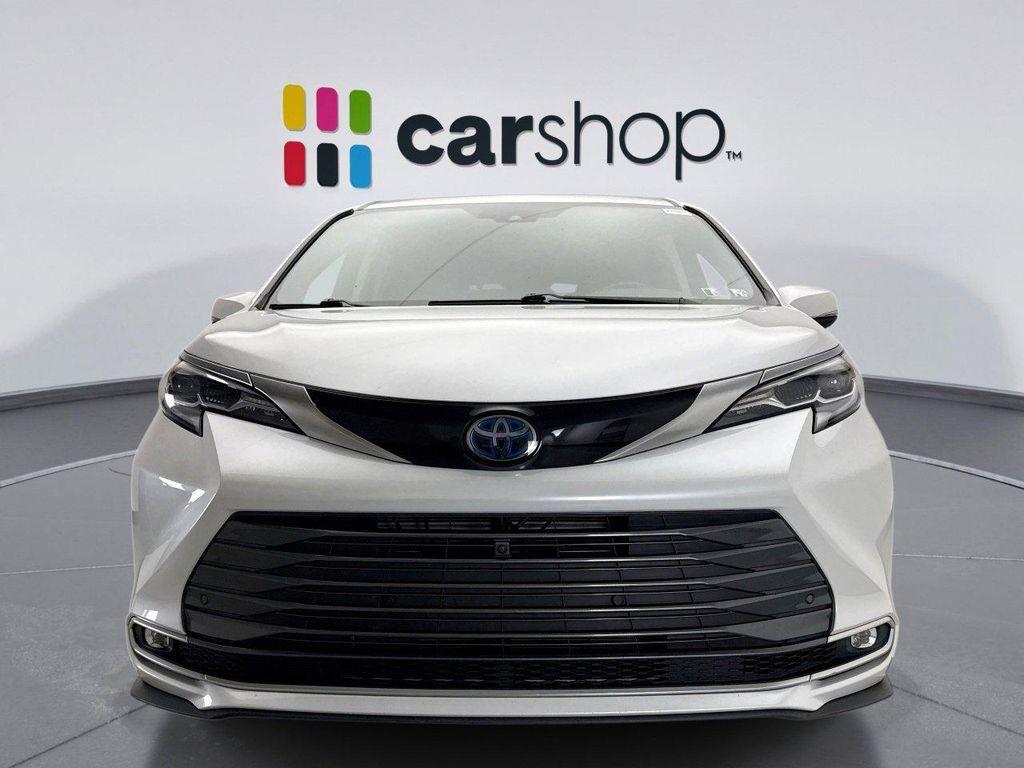 used 2022 Toyota Sienna car, priced at $46,749