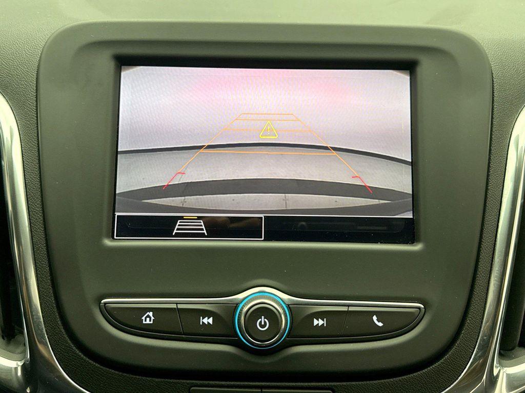 used 2023 Chevrolet Equinox car, priced at $22,399